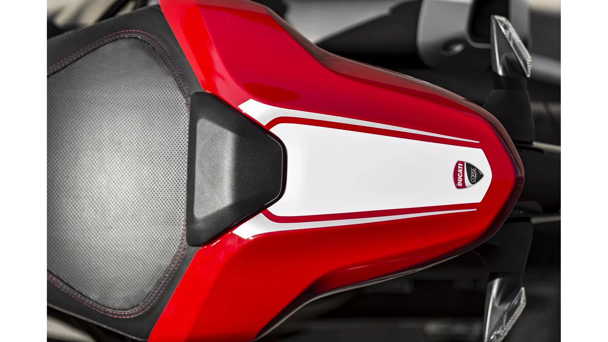 Ducati Monster 1200 R - Imagen 11